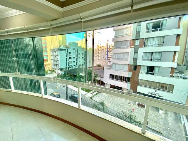 #33 - Apartamento para Venda em Capão da Canoa - RS