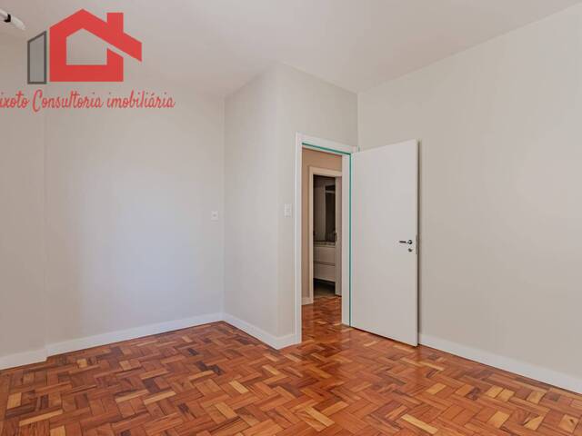 #60 - Apartamento para Venda em Porto Alegre - RS