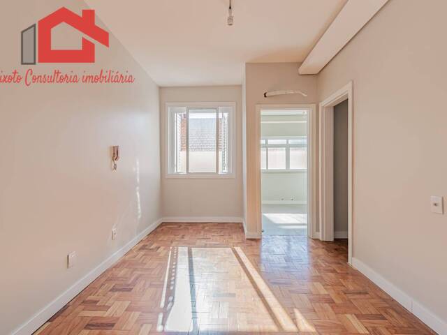#60 - Apartamento para Venda em Porto Alegre - RS